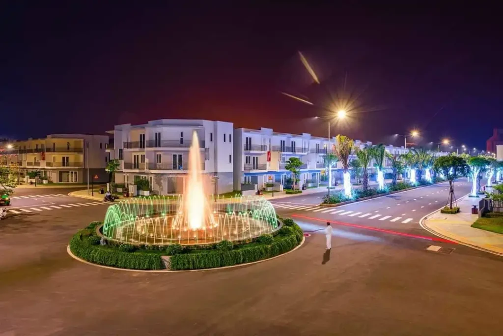 Dragon Village về đêm