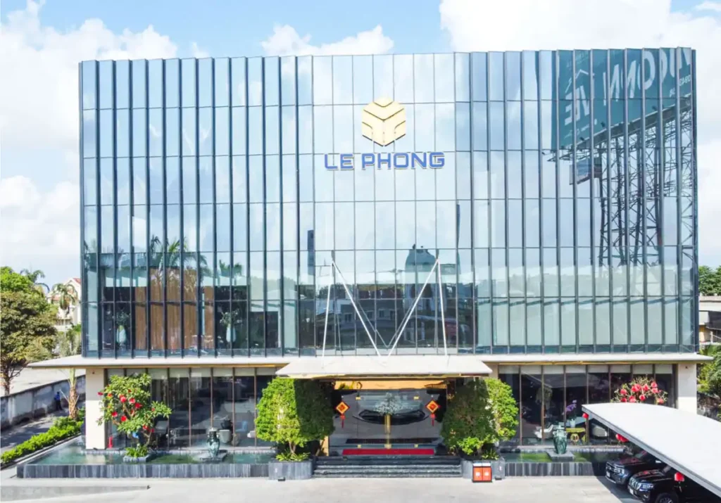 Chủ đầu tư Lê Phong